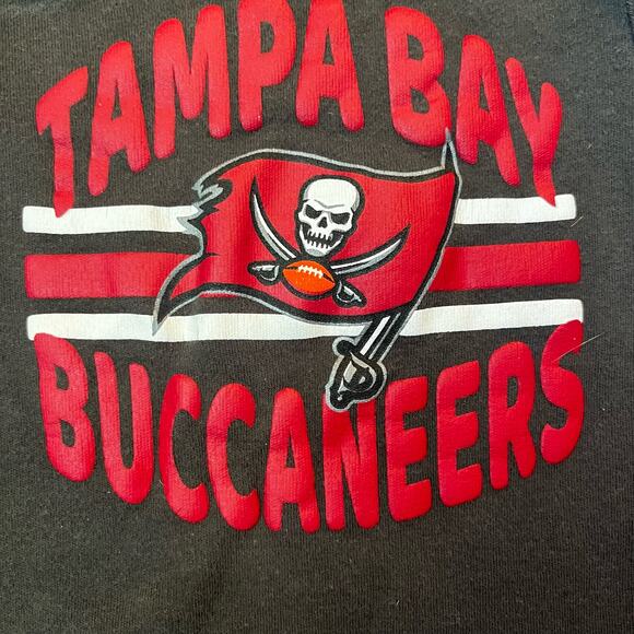 NFL Tampa Bay Buccaneers Baby 3/6M One Piece Body Suit - Picture 2 of 4
